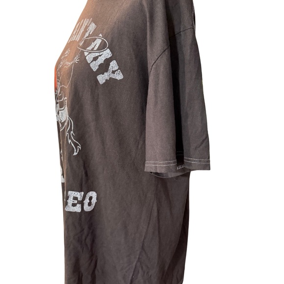 Graphic Cowboy‎ Print Brown T-Shirt - Picture 2 of 3